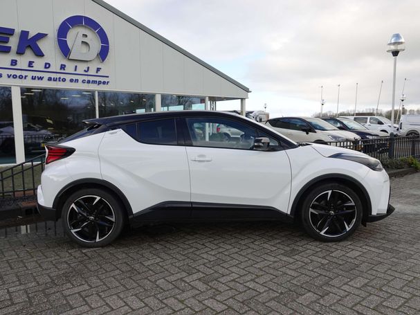 Toyota C-HR 2.0 Hybrid 135 kW image number 2