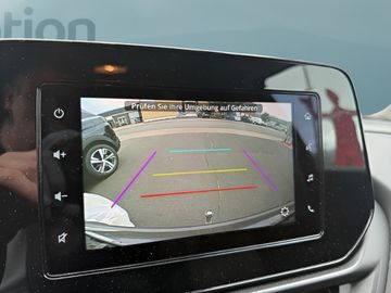 Car image 28