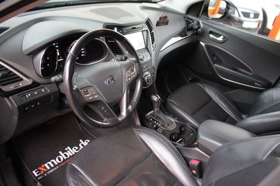 Car image 16