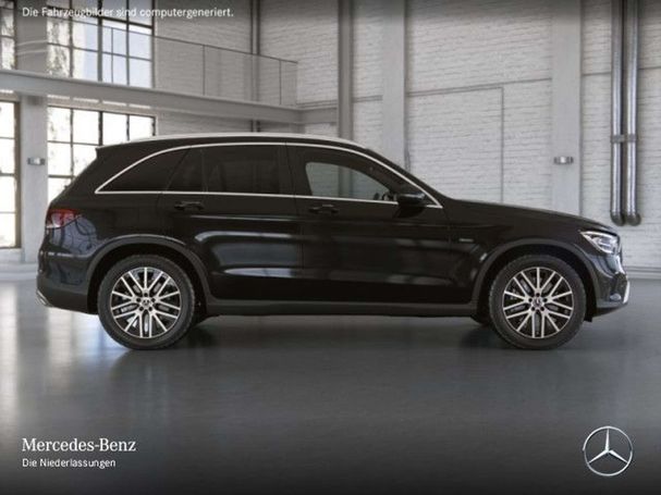 Mercedes-Benz GLC 300 de 225 kW image number 23