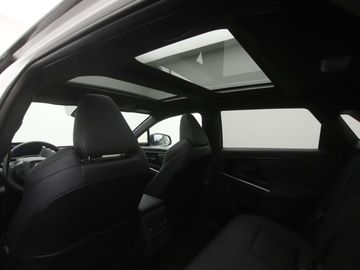 Car image 36