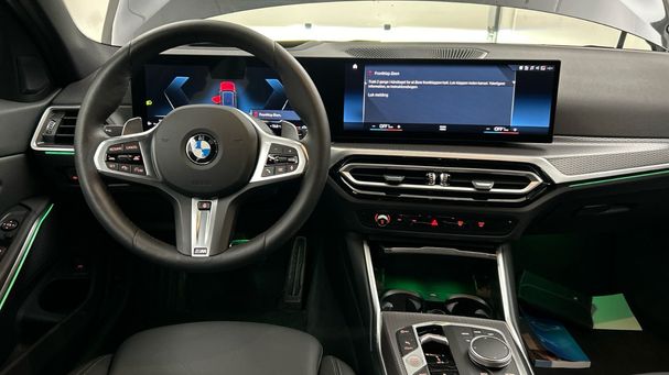 BMW 320i Touring 135 kW image number 6