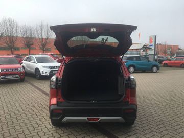 Car image 15