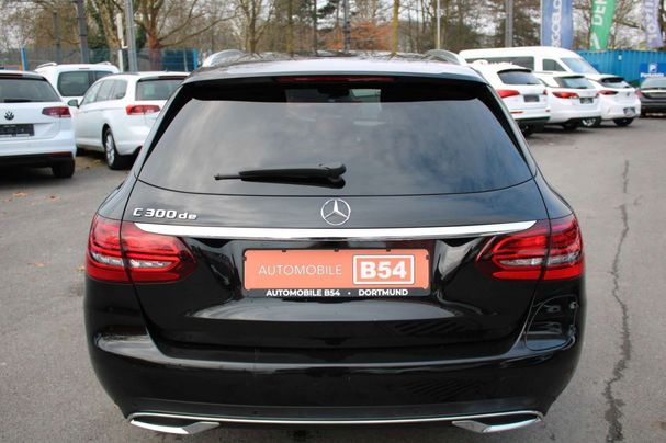 Mercedes-Benz C 300 T 225 kW image number 5