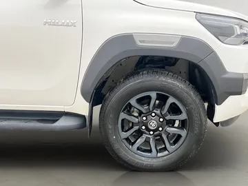 Car image 35