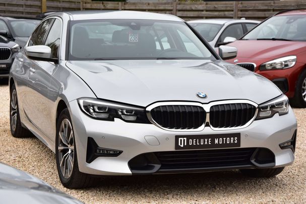 BMW 330i 215 kW image number 2