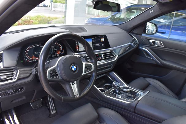 BMW X6 M50i xDrive 390 kW image number 17