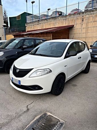 Lancia Ypsilon 51 kW image number 1