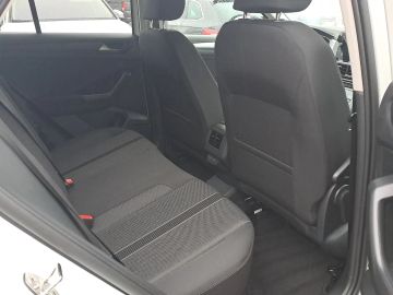 Car image 27