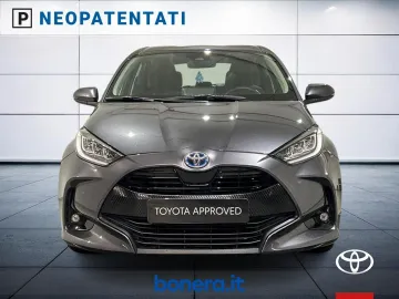 Car image 3