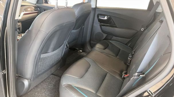 Kia Niro e 150 kW image number 9