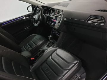 Car image 40