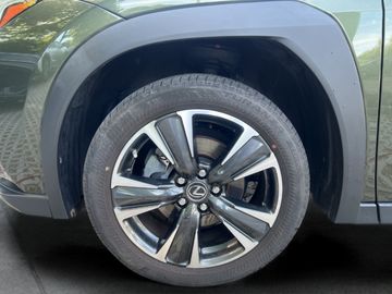 Car image 20