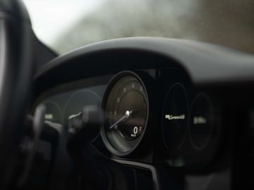 Car image 36