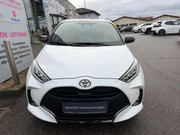 Car image 2