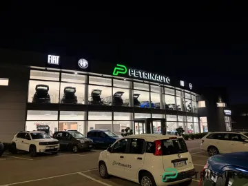 Car image 31
