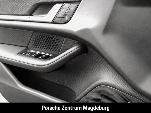 Porsche Taycan 320 kW image number 29