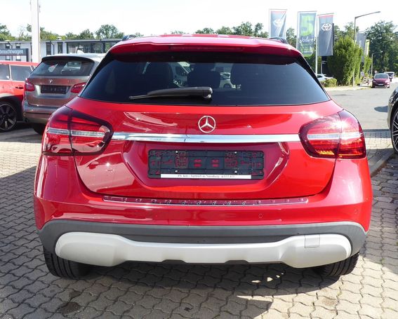 Mercedes-Benz GLA 200 d Style 100 kW image number 7