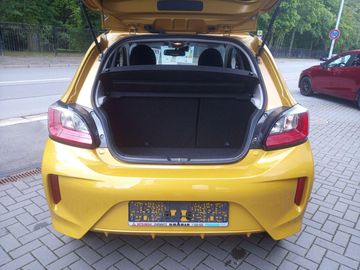 Car image 12