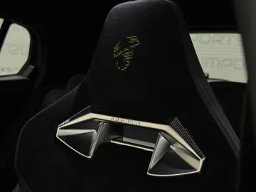 Car image 42