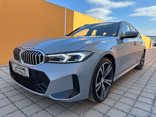 BMW 330e Touring M Sport 215 kW image number 1