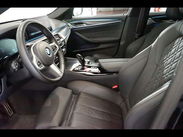 BMW 530 Touring 215 kW image number 4