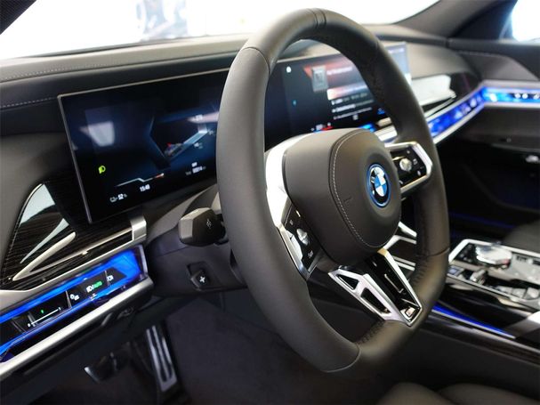 BMW i7 xDrive60 400 kW image number 28