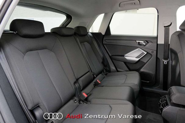 Audi Q3 35 TFSI Advanced 110 kW image number 7