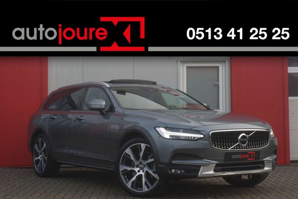 Volvo V90 Cross Country T5 AWD Pro 185 kW image number 1