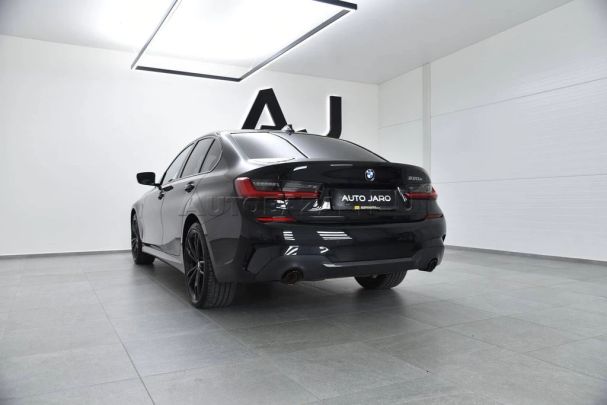 BMW 330 e M Sport 215 kW image number 9