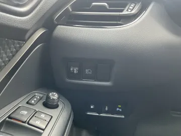 Car image 29