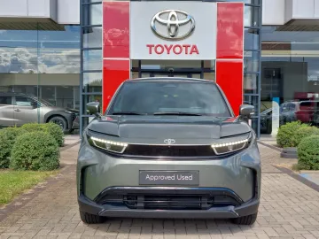 Car image 2
