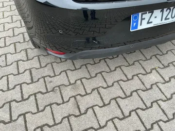 Car image 29
