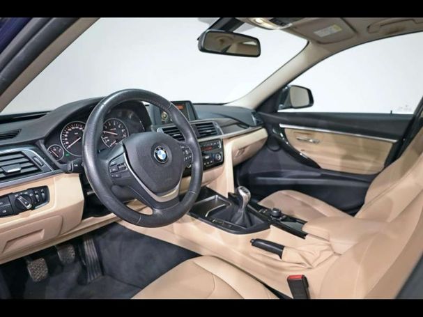 BMW 318i 100 kW image number 4