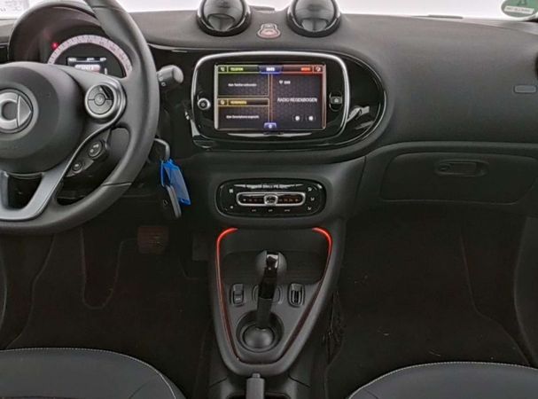 Smart ForTwo coupe EQ 60 kW image number 4