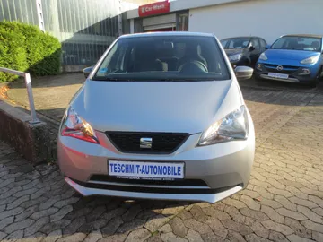 Car image 12