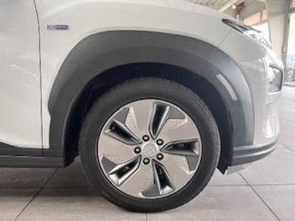 Hyundai Kona Elektro Style 150 kW image number 10