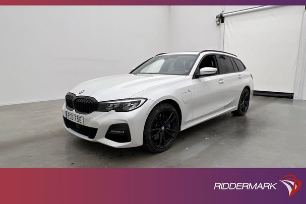 BMW 330e Touring M Sport xDrive 216 kW image number 1