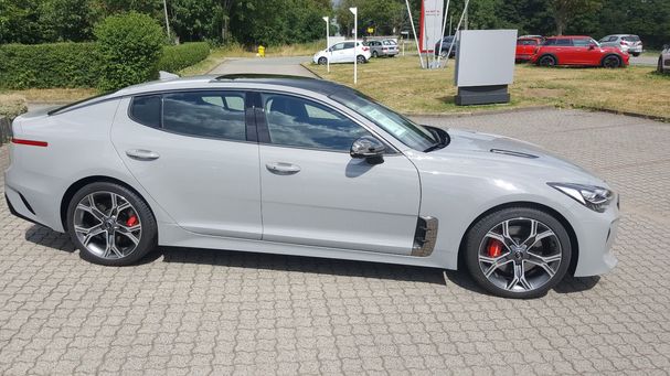 Kia Stinger 3.3 AWD GT 272 kW image number 4