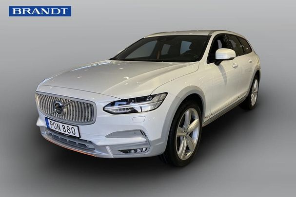 Volvo V90 Cross Country D4 AWD 141 kW image number 1