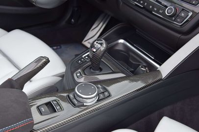 Car image 31