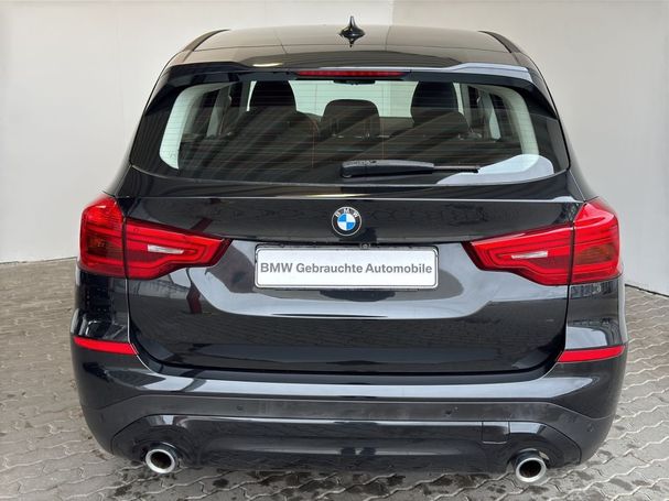 BMW X3 xDrive20i Advantage 135 kW image number 4