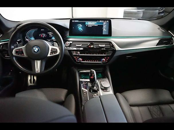 BMW 530 Touring 215 kW image number 6