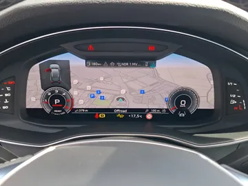 Car image 28