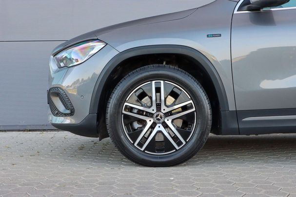 Mercedes-Benz GLA 250 e 160 kW image number 14