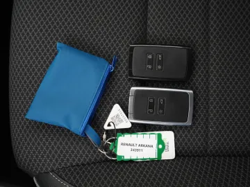 Car image 40