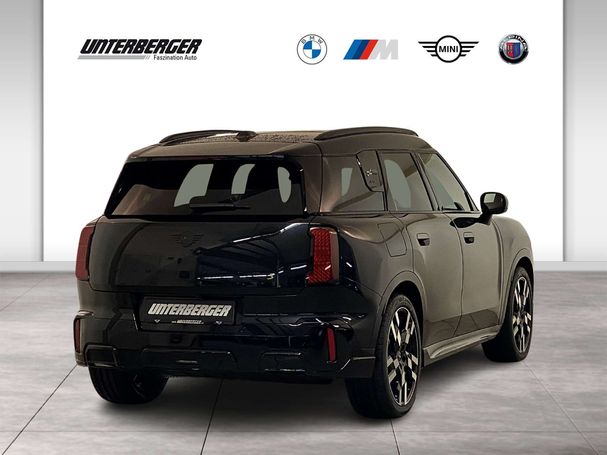 Mini Cooper SE Countryman JCW Trim ALL4 225 kW image number 3