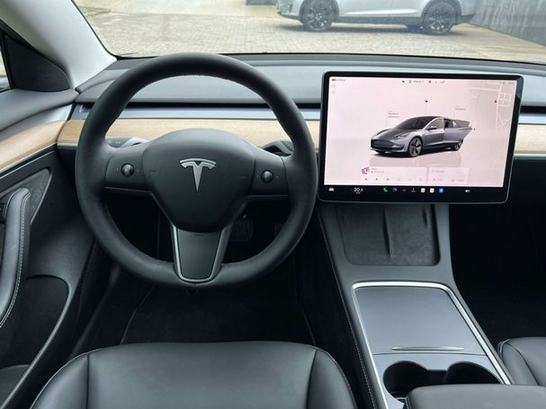 Tesla Model 3 Long Range AWD Dual Motor 324 kW image number 23