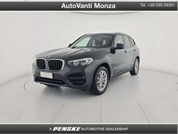 BMW X3 xDrive30e Advantage 215 kW image number 1