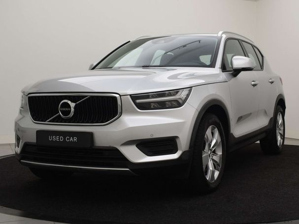 Volvo XC40 T4 Momentum 140 kW image number 1